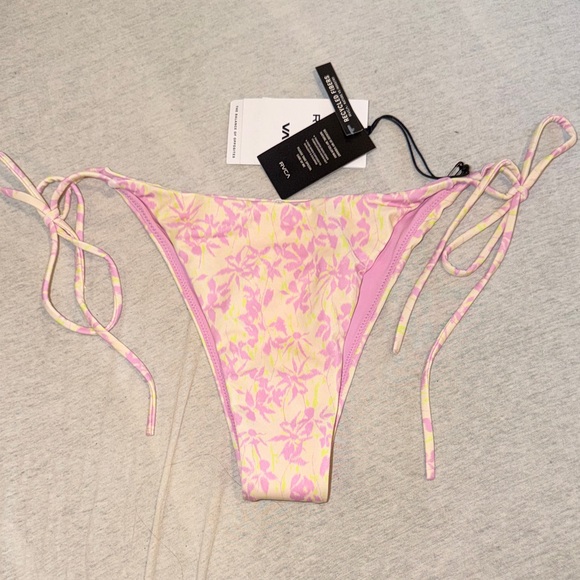 RVCA Other - NWT RVCA Bikini Bottoms